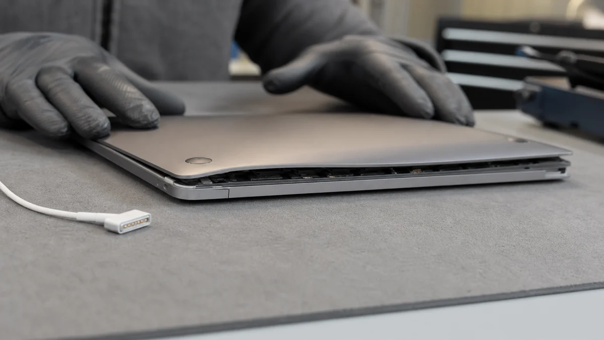 Guide: What To Do About a Swollen Laptop Battery